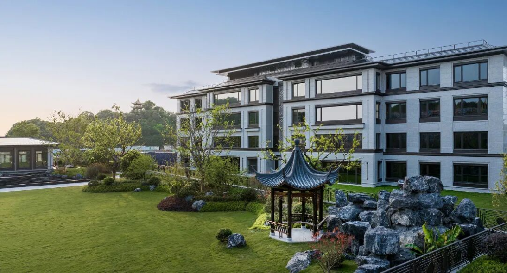 3.5亿热销炸场！这家本土国企，才是“小阳春”的MVP